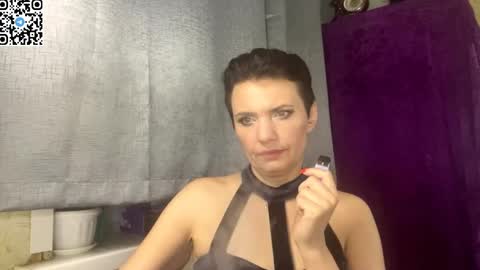 hotmamaqueen234 online show from 30, 5, 2026