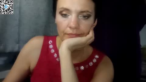 hotmamaqueen234 online show from 11, 6, 2026