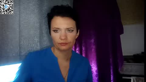 hotmamaqueen234 online show from 16, 6, 2026