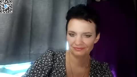 hotmamaqueen234 online show from 14, 7, 2026