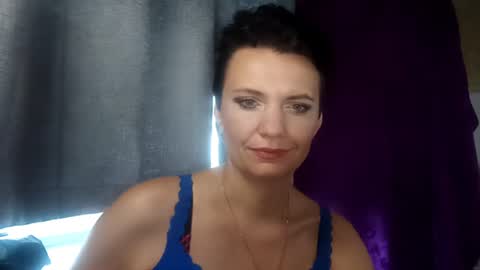 hotmamaqueen234 online show from 26, 7, 2026