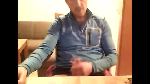 hotmann2222 online show from 19, 3, 2026