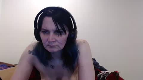 Snapshot of hotmodel1984 chatting on 8, 6, 2026 hotmodel1984 online show from 8, 6, 2026