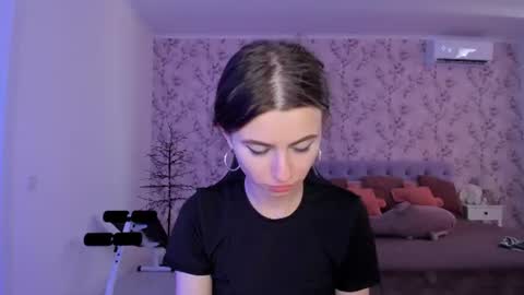 hotmolly_ online show from 6, 8, 2026
