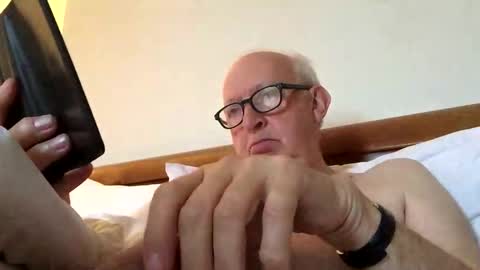 Snapshot of hotmuff99 chatting on 17, 10, 2025 hotmuff99 online show from 17, 10, 2025