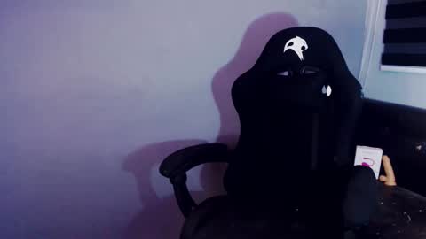 Snapshot of hotsexyhugetrans chatting on 24, 2, 2025 Marga Avery online show from 24, 2, 2025