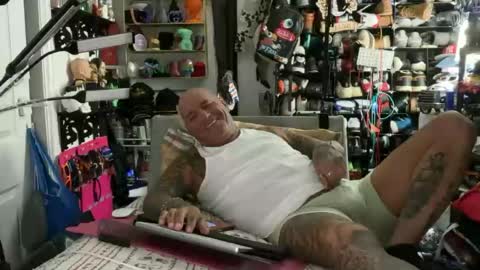 hotstuff775616 online show from 22, 6, 2026