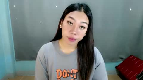 jelaigrande  online show from 20, 2, 2025