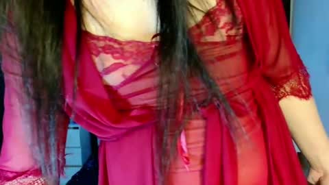 Alex Summer online show from 4, 3, 2025