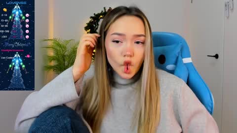 hello Im Eva online show from 24, 12, 2024