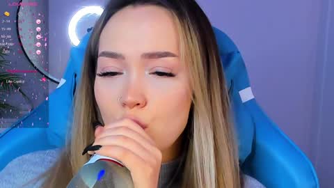 hello Im Eva online show from 5, 1, 2025