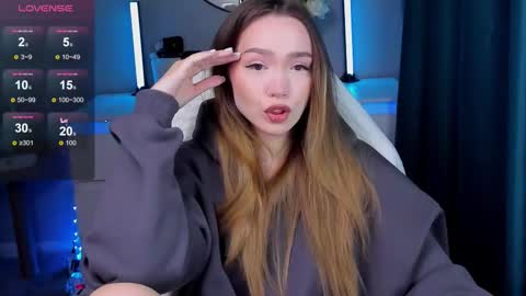 hello Im Eva online show from 4, 10, 2025