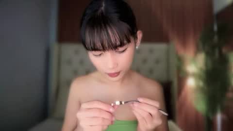 hottie_carlinexx online show from 10, 7, 2026