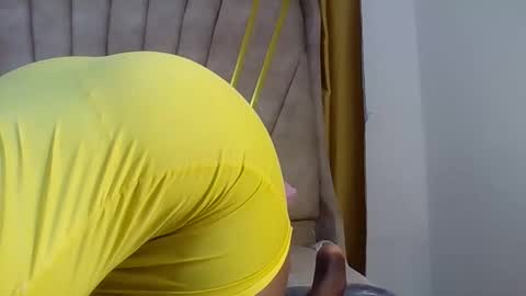Snapshot of hottie_mammy chatting on 30, 4, 2026 hottie_mammy online show from 30, 4, 2026