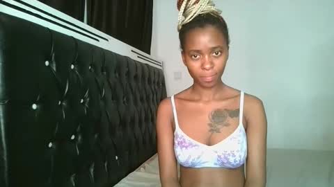 hottie_mistie online show from 11, 5, 2026