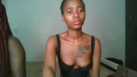 hottie_mistie online show from 4, 6, 2026