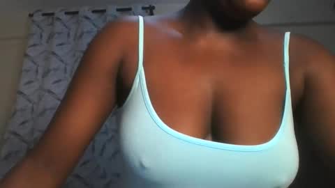 Snapshot of hottie_vera chatting on 15, 5, 2026 vera online show from 15, 5, 2026
