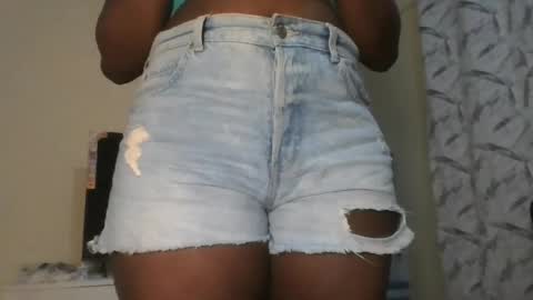 Snapshot of hottie_vera chatting on 27, 7, 2026 vera online show from 27, 7, 2026