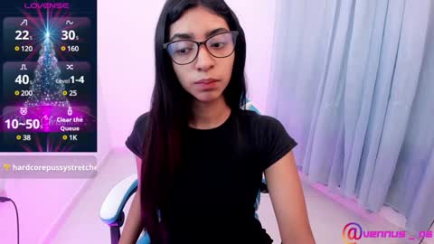 Snapshot of hottie_veronica chatting on 30, 12, 2024 Veronica independent model online show from 30, 12, 2024