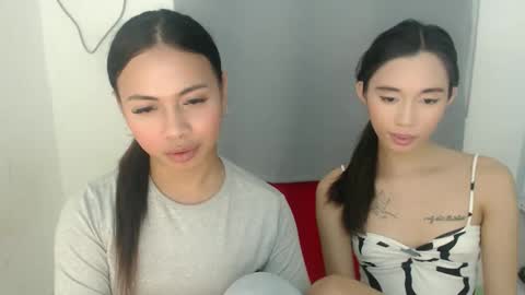 Snapshot of hottiescummerx chatting on 14, 10, 2025 N I C A online show from 14, 10, 2025