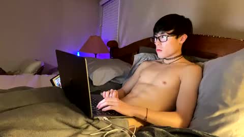 hottiewithabody101 online show from 30, 4, 2026