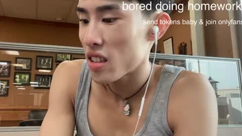 hottiewithabody101 online show from 25, 6, 2026