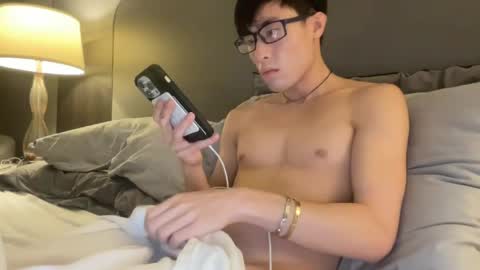 hottiewithabody101 online show from 24, 7, 2026