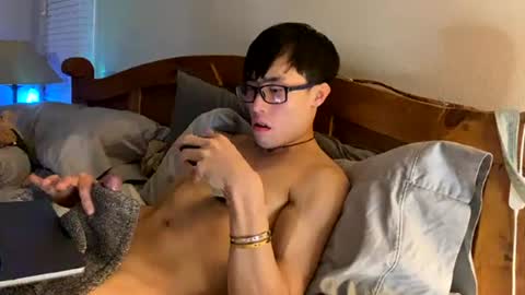 hottiewithabody101 online show from 25, 7, 2026