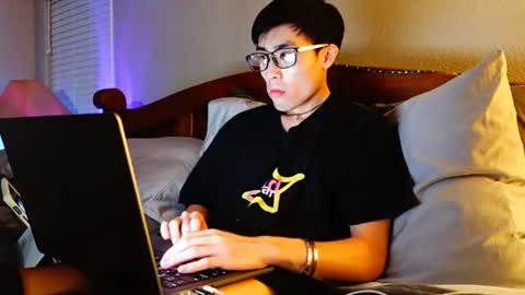 hottiewithabody101 online show from 5, 8, 2026