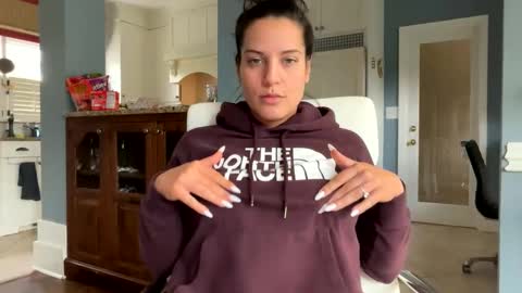 --- Dana May online show from 5, 3, 2025