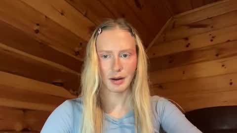 Snapshot of hottransgirlie chatting on 20, 1, 2025 HotTransGirlie online show from 20, 1, 2025