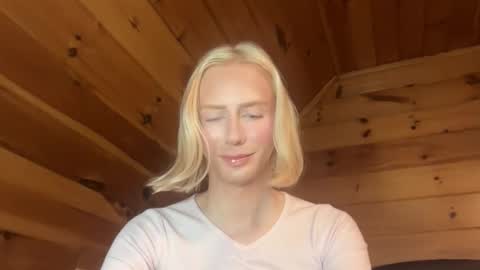 Snapshot of hottransgirlie chatting on 19, 11, 2025 HotTransGirlie online show from 19, 11, 2025