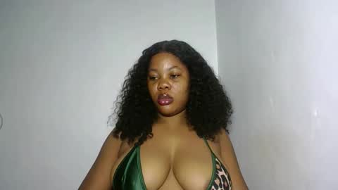 hotty_lora889 online show from 22, 2, 2026