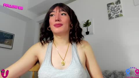 crishinahotty online show from 27, 2, 2025