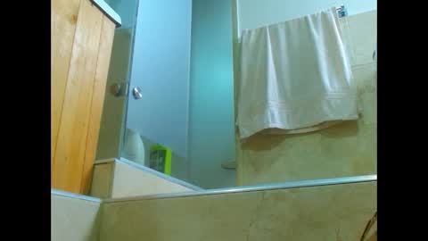 Snapshot of hottymilf69xxx chatting on 5, 1, 2025 Mary online show from 5, 1, 2025