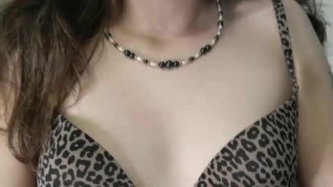Hotwixx online show from 1, 3, 2026