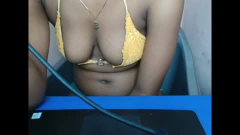 hotxxebony online show from 28, 4, 2026