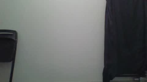 Snapshot of howbigcanithandle chatting on 19, 10, 2025 howbigcanithandle online show from 19, 10, 2025