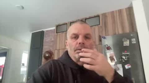 howlingatnothing online show from 25, 12, 2024