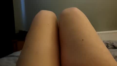 hrnybbwgurrll1993 online show from 17, 3, 2026