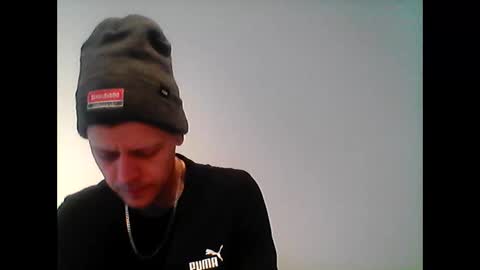 hubikush22 online show from 2, 2, 2025