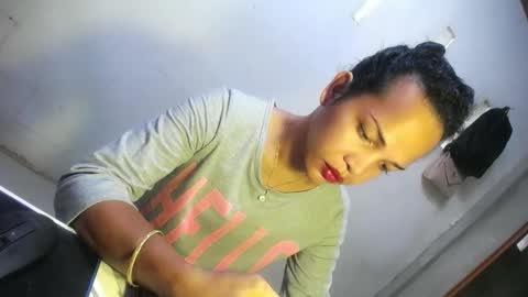 Snapshot of hugcock69_precious chatting on 16, 12, 2024 Precious online show from 16, 12, 2024