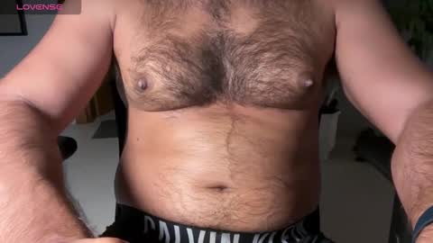 huge_moth online show from 28, 9, 2025