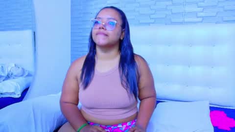 hugeass_princess online show from 17, 7, 2026