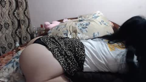 Snapshot of hugeassdevil chatting on 28, 11, 2025 hugeassdevil online show from 28, 11, 2025