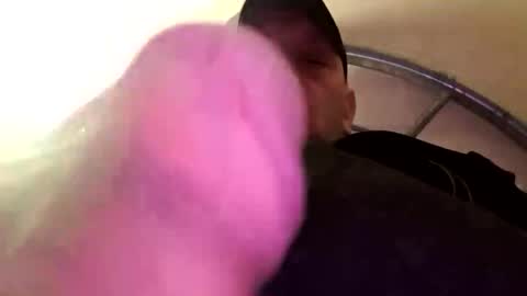 hugecummer10 online show from 4, 2, 2026