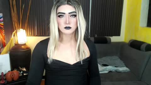 MsLovely online show from 16, 4, 2026
