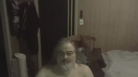 lonely huggy bear online show from 17, 2, 2026