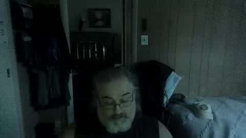 lonely huggy bear online show from 20, 7, 2026