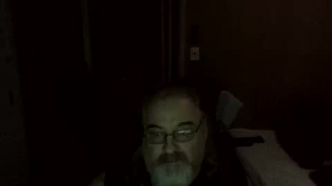 lonely huggy bear online show from 27, 7, 2026
